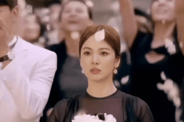  Nhan sắc xinh đẹp không kể thời gian của Song Hye Kyo