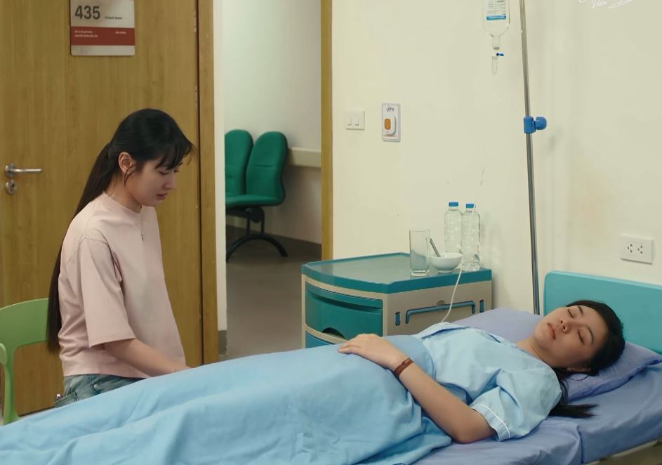Khán giả cho rằng cảnh Thương phải nhập viện khiến nhân vật trở nên yếu đuối