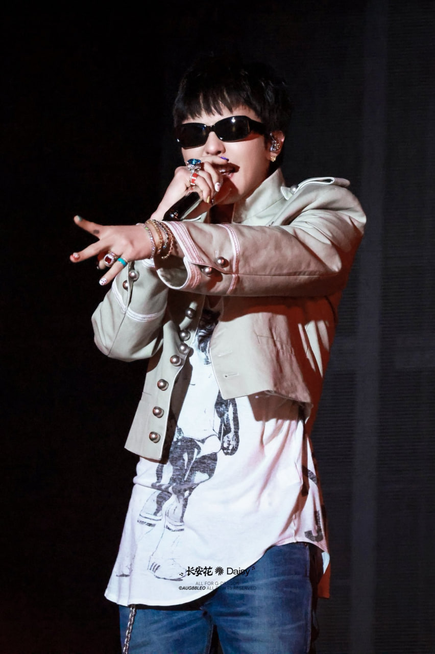 G-DRAGON bùng nổ với album solo và world tour vào năm 2025