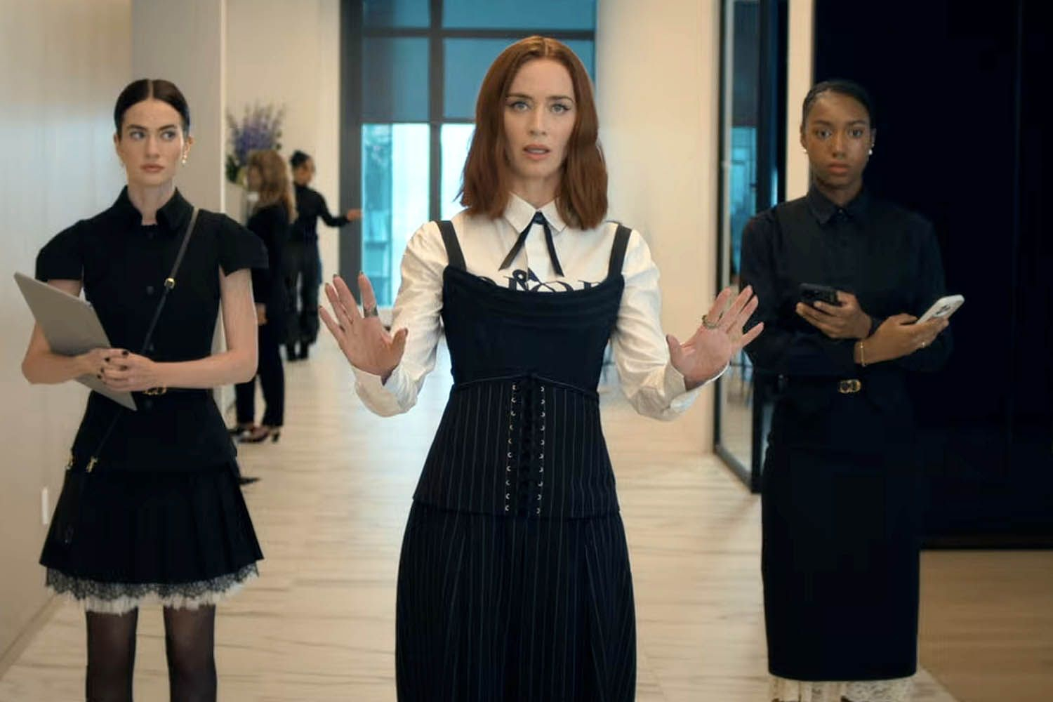 Coach bị mỉa mai thâm thúy trong The Devil Wears Prada 2