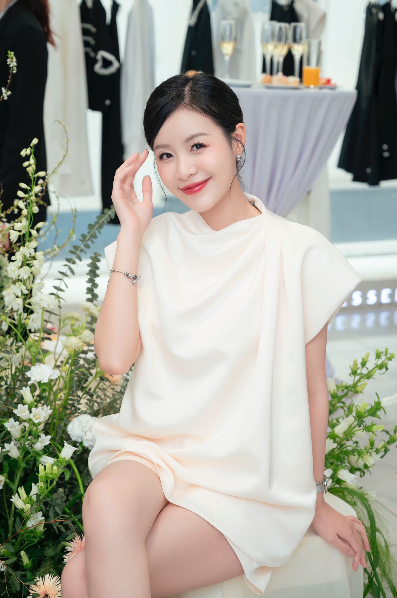 Trang Emma từng là hoa khôi tại trường đại học
