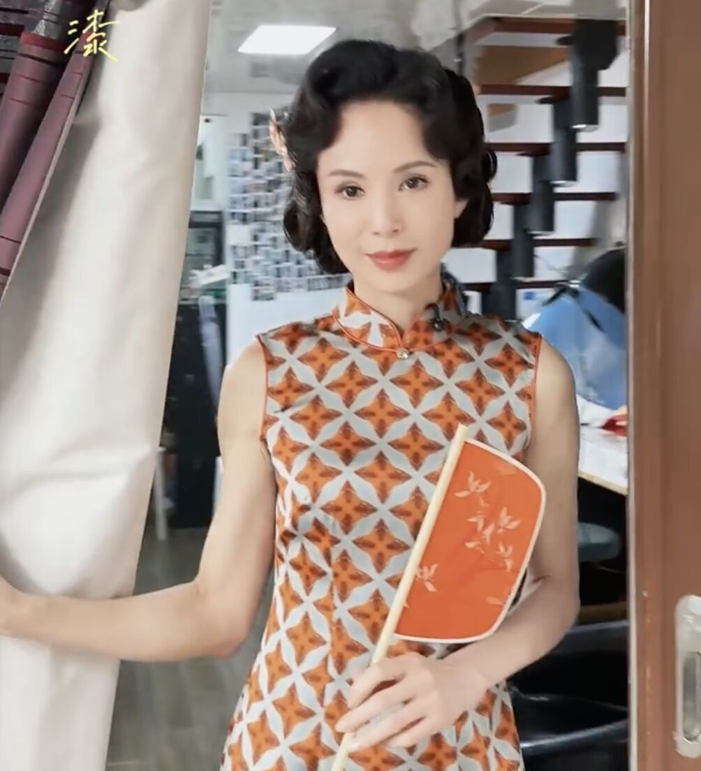 Lý Nhược Đồng quá trẻ đẹp dù đã 60 tuổi (Ảnh: Sina).