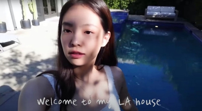 BLACKPINK đọ bất động sản: Jisoo tậu penthouse 370 tỷ, Jennie - Lisa đều có biệt thự ở Mỹ, Rosé chill quên mặt đất trong căn hộ tầng cao