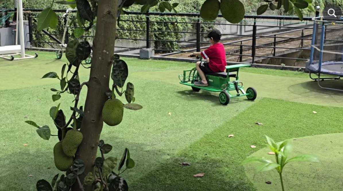 NSND Xuân Bắc sống 2 “cuộc đời”: Khi là nghệ sĩ, khi là 