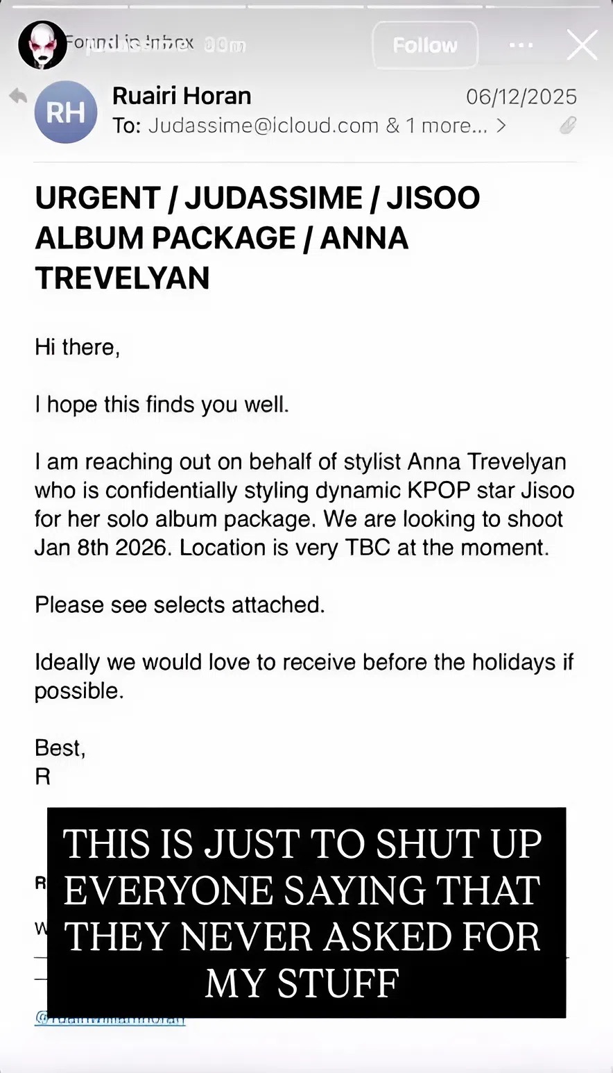  Email nhắc tên stylist Anna Trevelyan là đại diện ekip sản xuất của Jisoo.