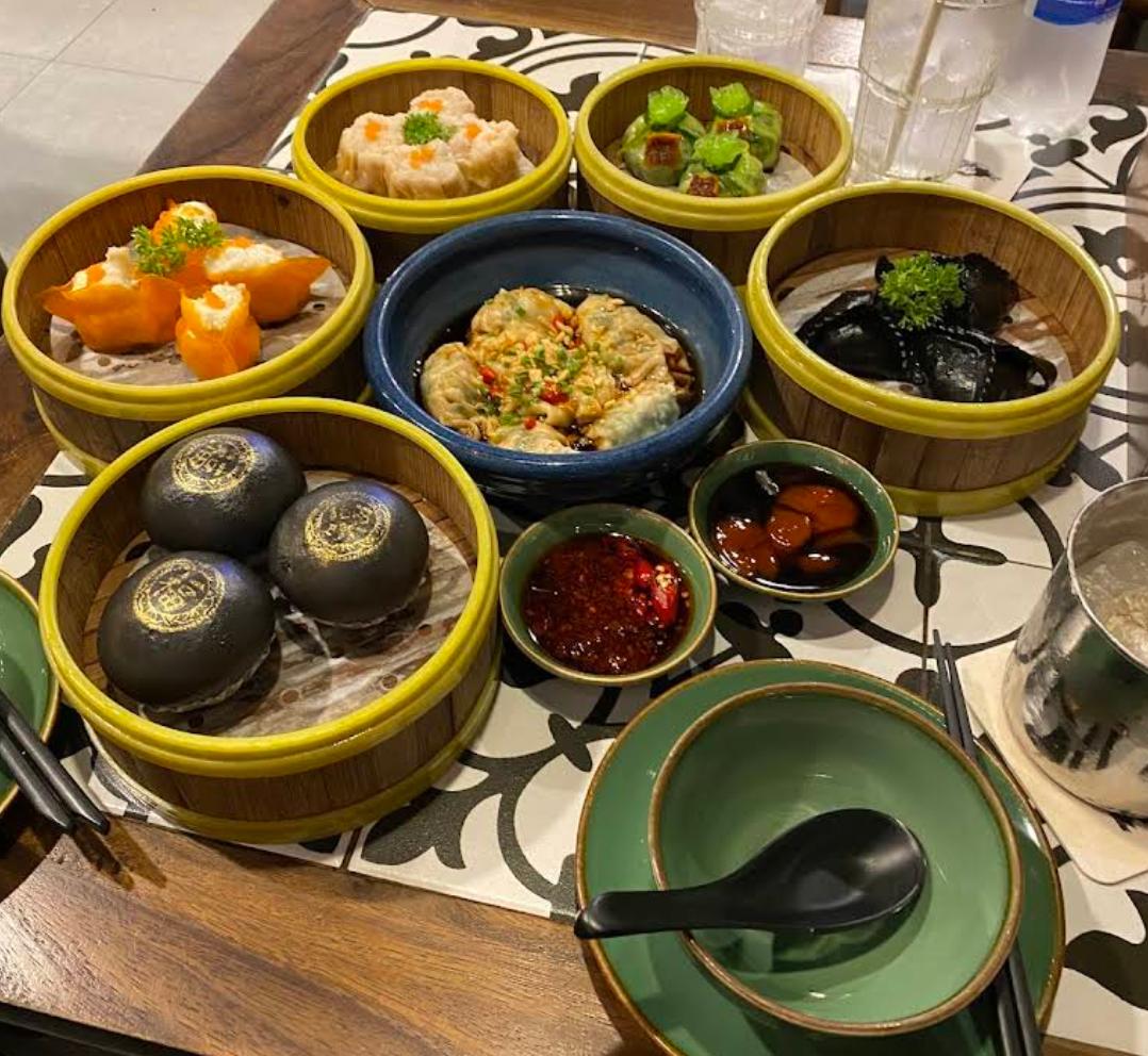 Nhà hàng của gia đình Trấn Thành ra sao sau 7 năm, 1 lần dời chỗ và ngưng hoạt động?
