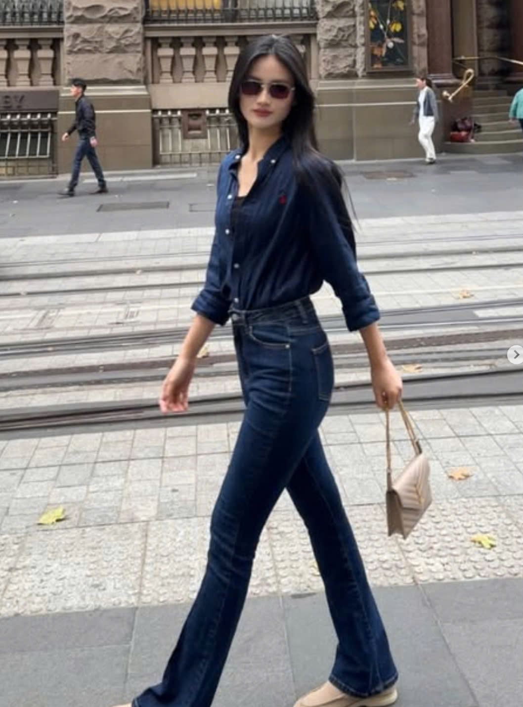   Hoa hậu Ý Nhi đăng tải hình ảnh mới trên Instagram cá nhân có gần 100.000 người theo dõi. Ảnh: IGNV  