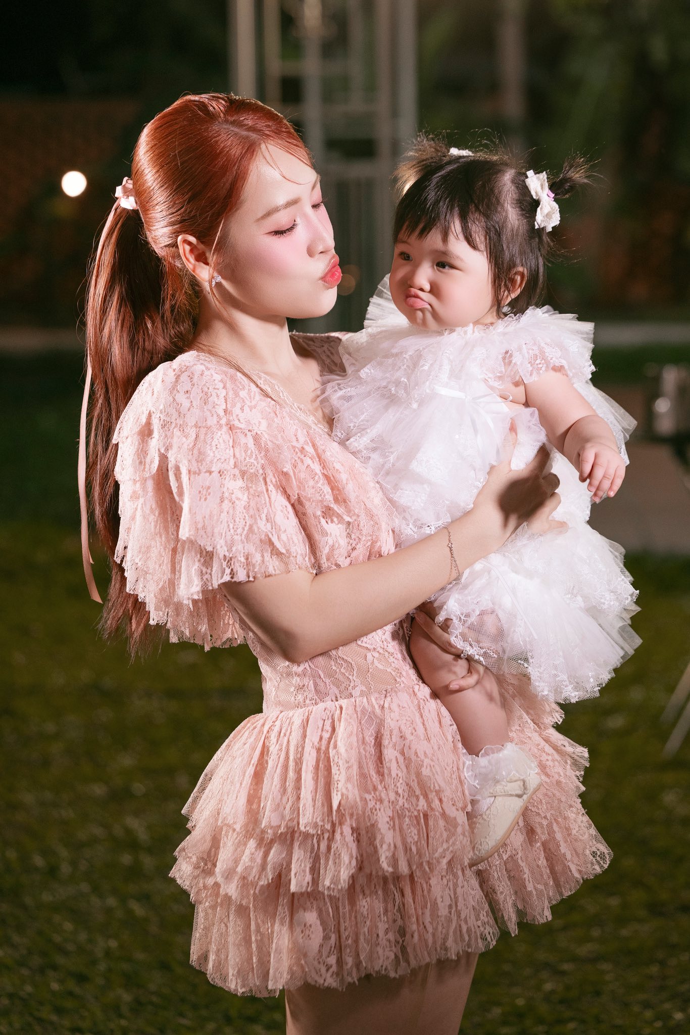 Puka nay đã trở thành mẹ bỉm 1 con 