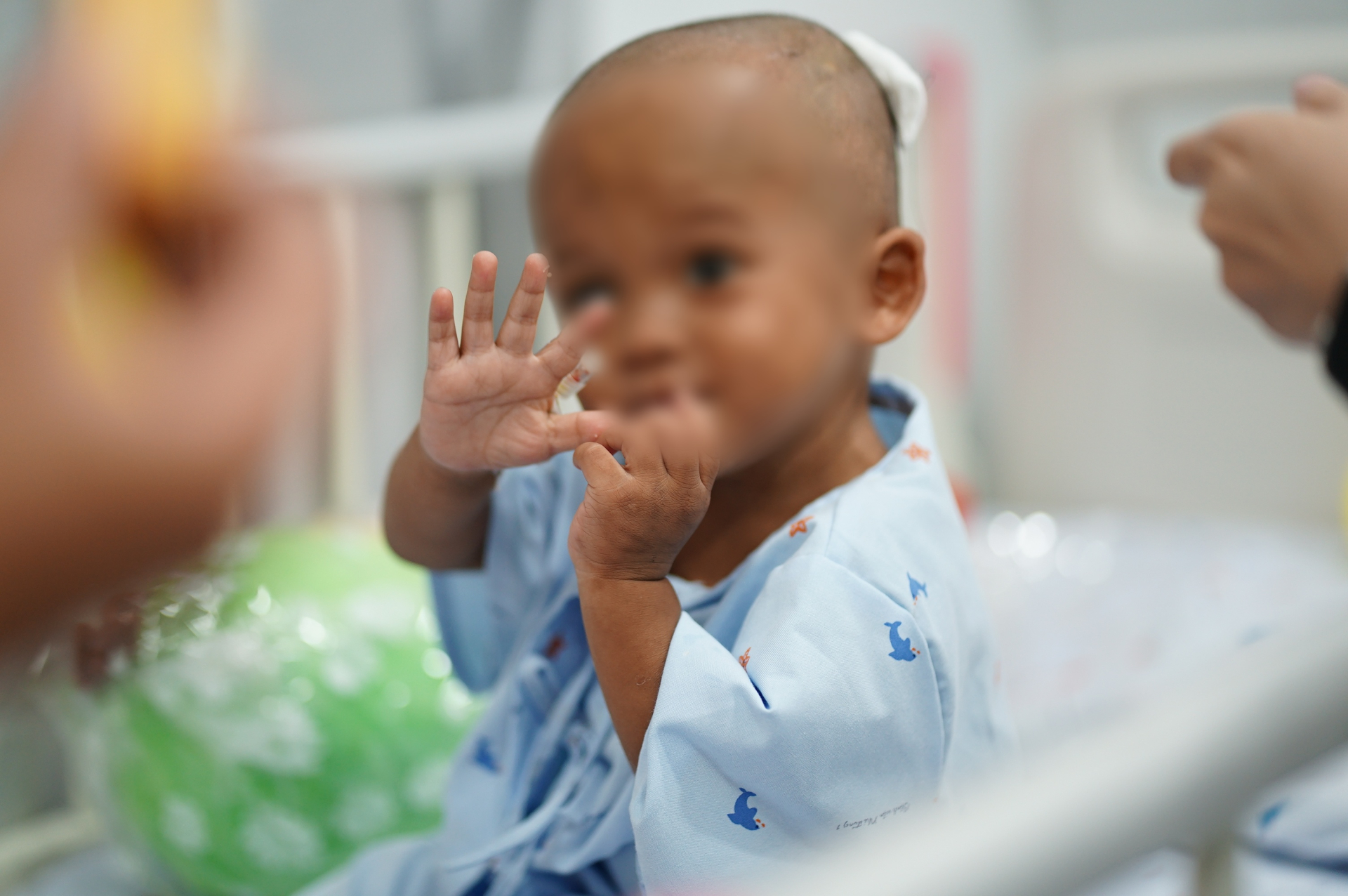 Thế nhưng do người thân từ chối nuôi dưỡng cháu bé nên thời gian tới bé K. sẽ được chuyển về Trung tâm Công tác xã hội - Giáo dục dạy nghề Thiếu niên TPHCM
