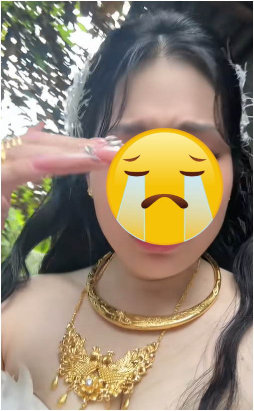 Cô dâu đăng clip vừa khóc vừa tẩy trang trên mạng xã hội, hút về gần 5,1 triệu lượt xem. Ảnh chụp màn hình. 