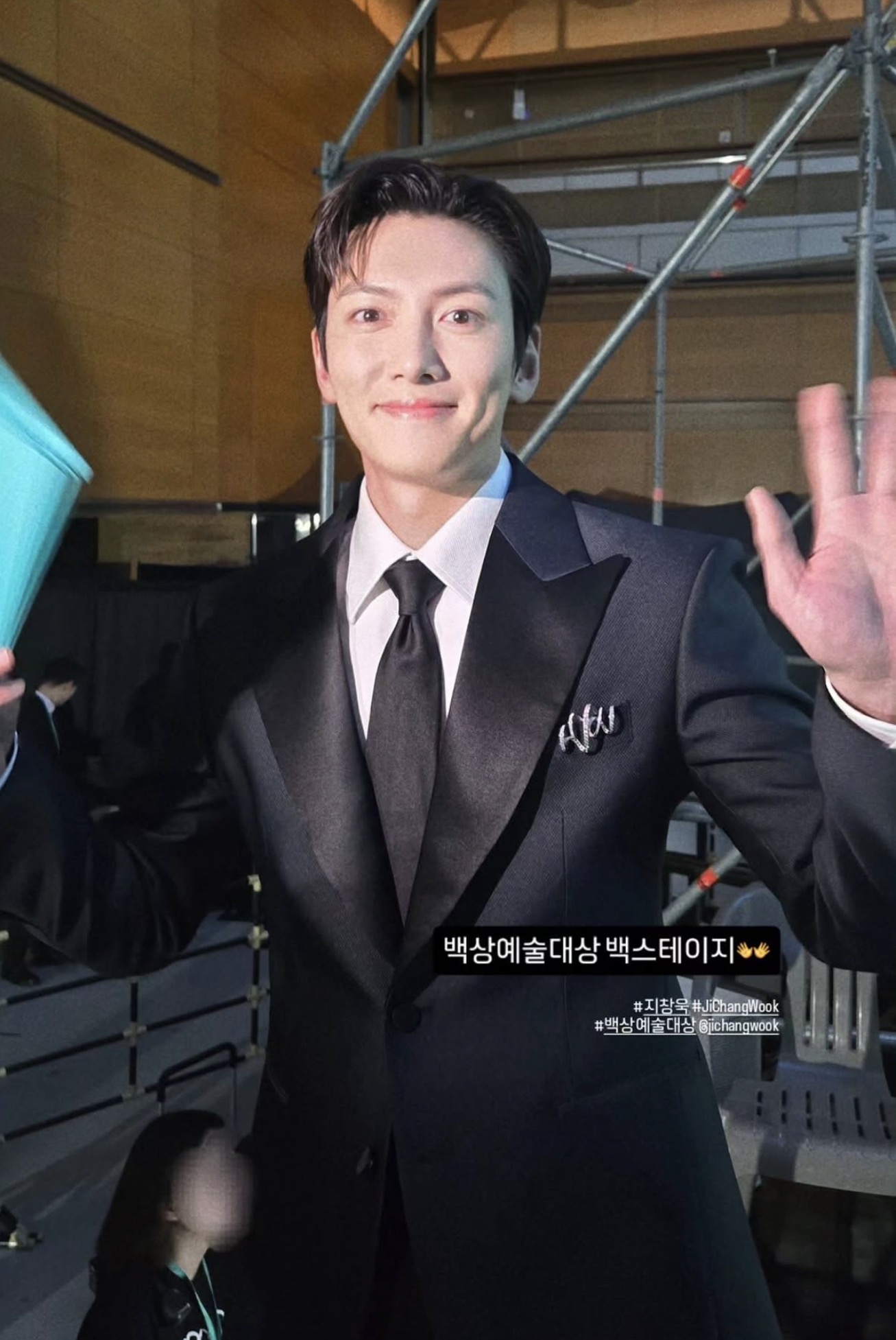 Tổng tài 39 tuổi chỉ cần 60 giây ở Baeksang để ngang trình Hyun Bin, khiến Lee Min Ho tụt thêm hạng