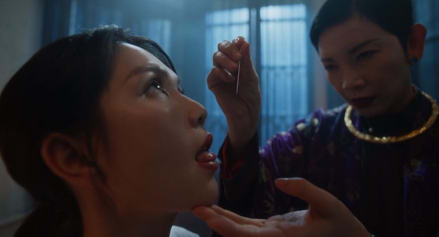 Không khen nổi phim của Ngọc Trinh: Kịch bản nói không với logic, 10 giây hù doạ 1 lần quá vô nghĩa