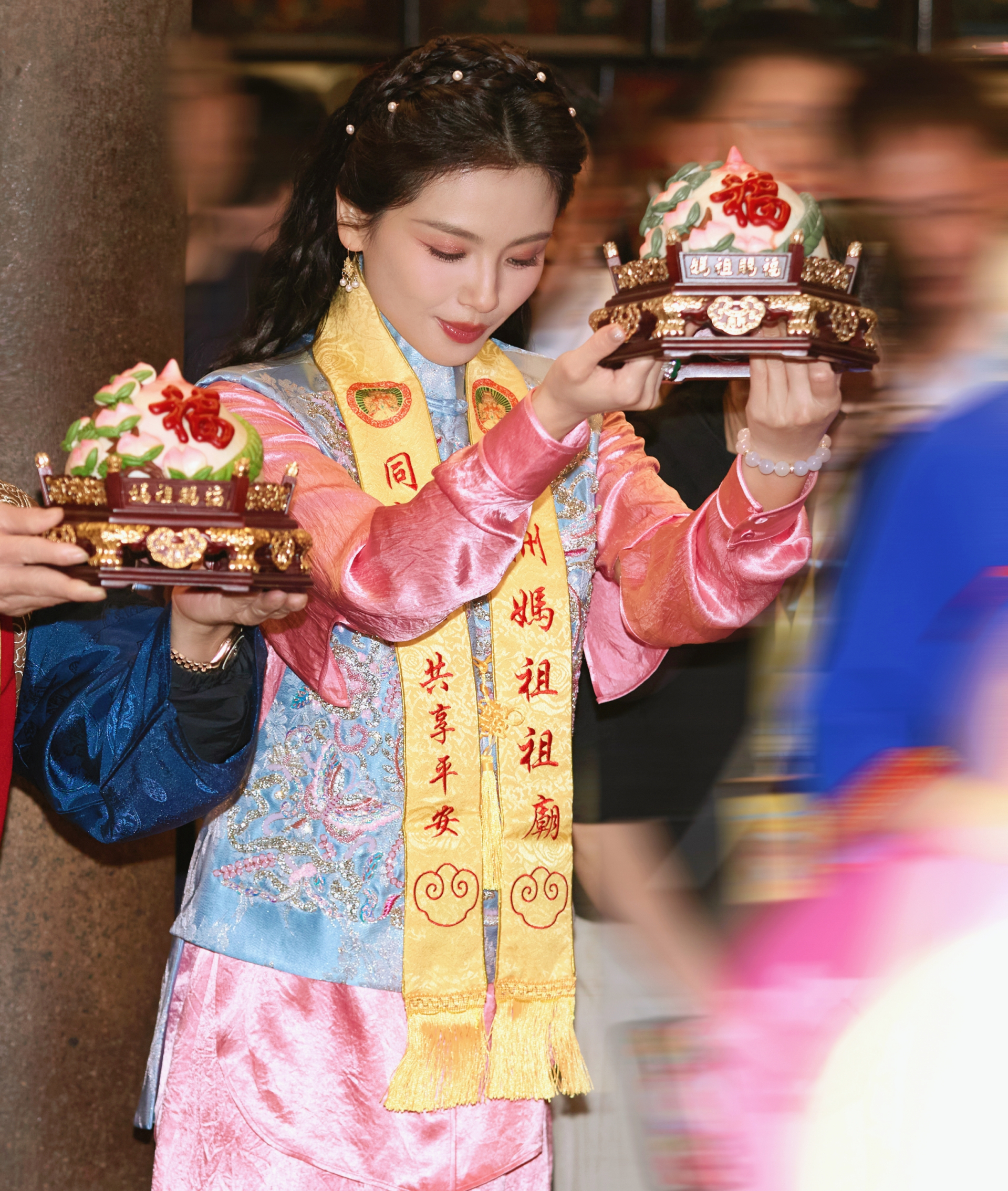 Trong quá trình đóng phim, Lưu Đào cũng rất thành tâm