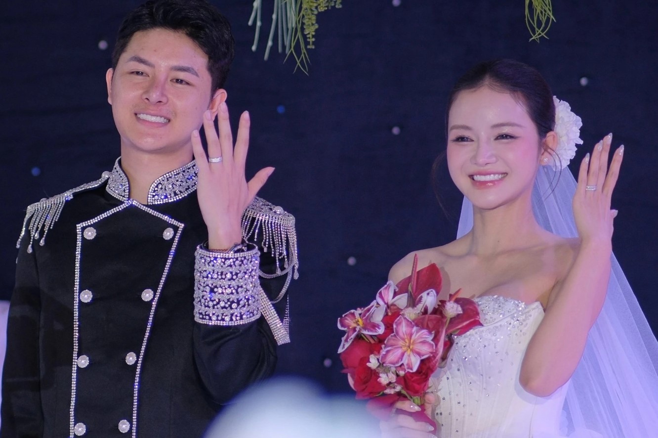 Yêu qua mạng, chàng trai Thanh Hóa sốc nặng khi biết vợ hơn mình 9 tuổi sau thời gian sống chung 