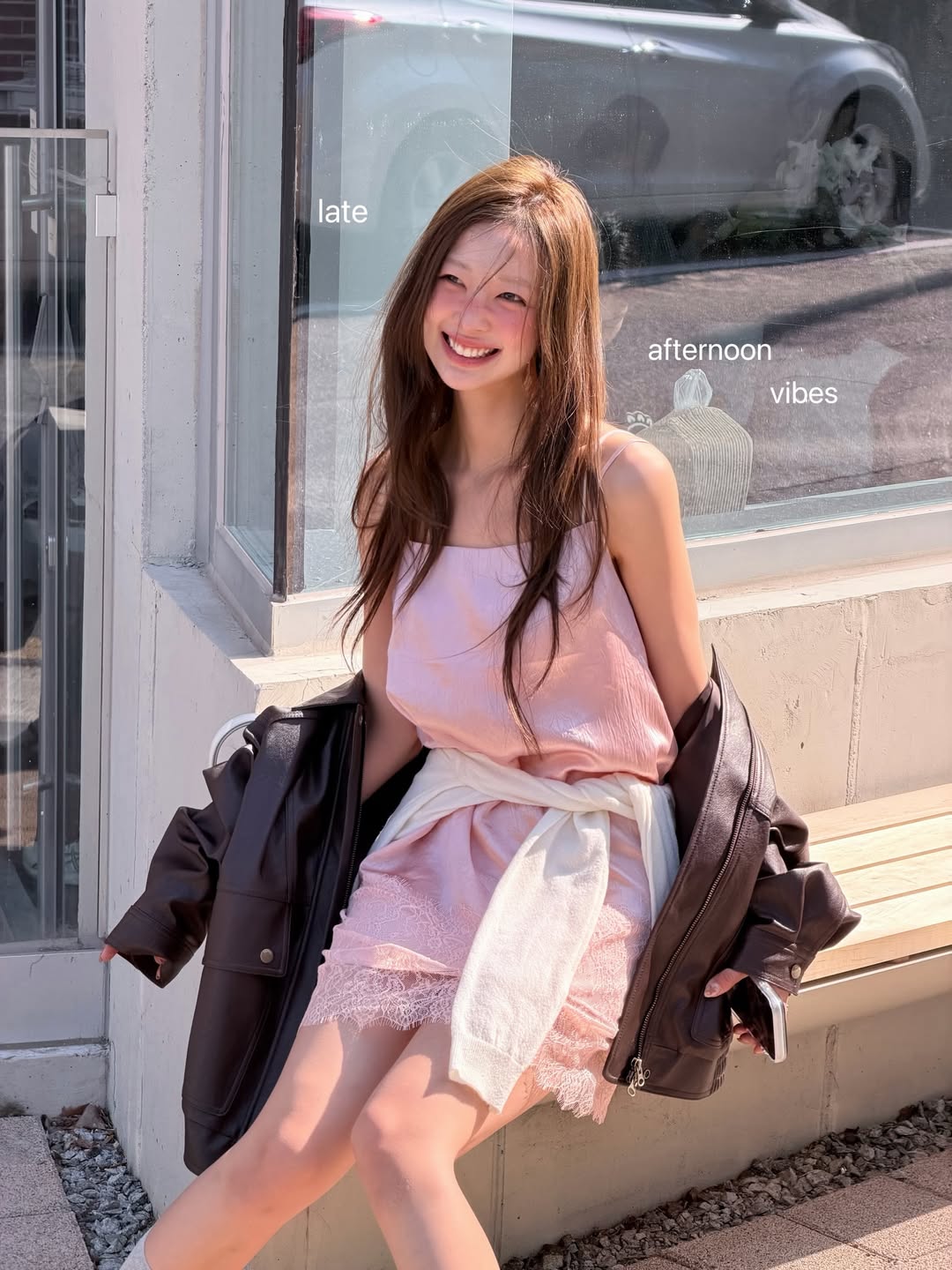 Ảnh lên đồ của Jisoo khiến cả Instagram phải 