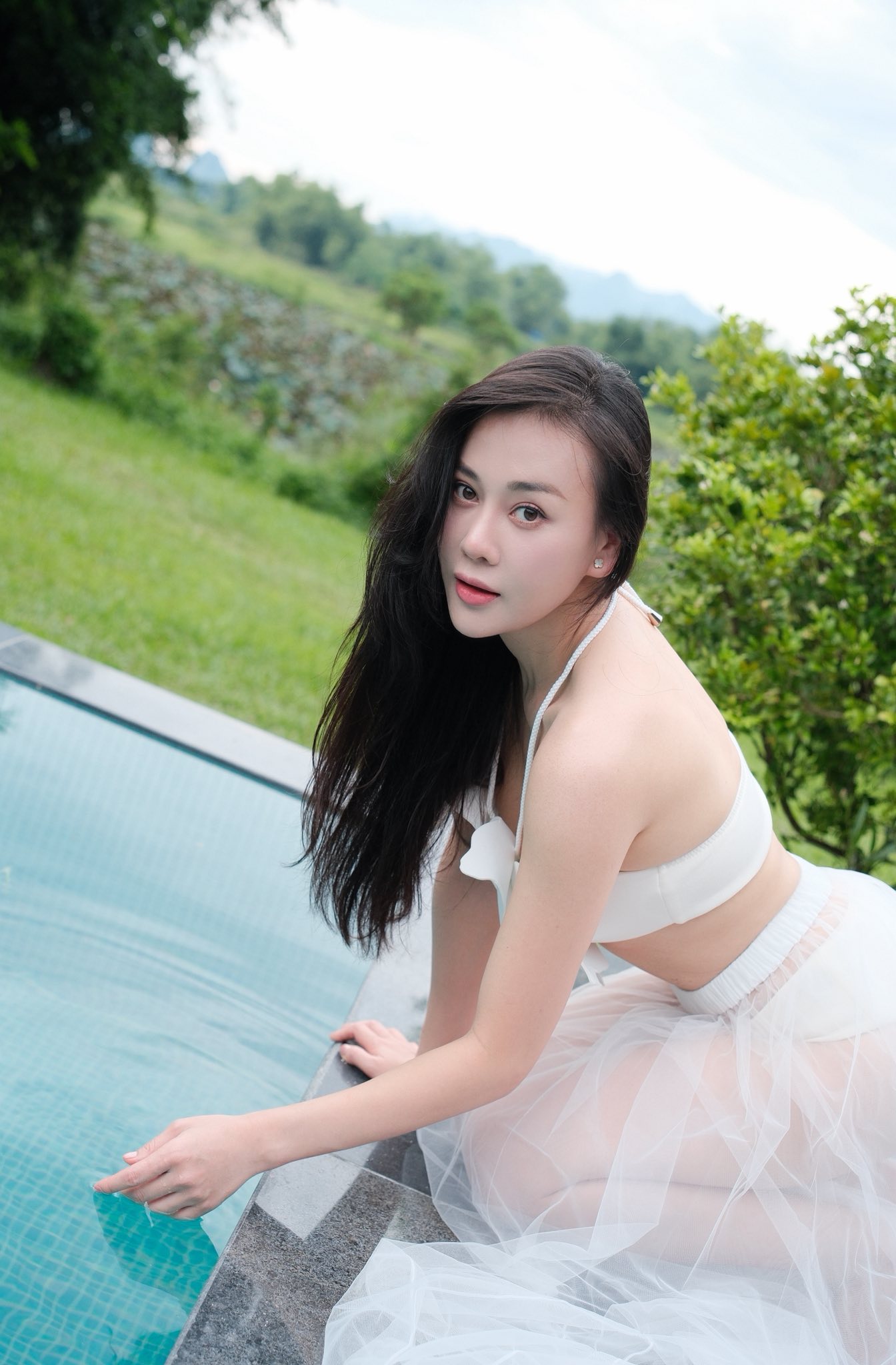Phương Oanh ít lộ diện trên mạng xã hội hơn sau khi biến cố liên quan tới ông xã ập tới. Ảnh: FBNV