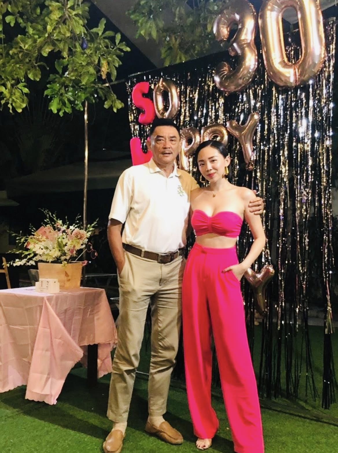 Trên trang cá nhân, bố Tóc Tiên từng làm bài thơ gửi gắm sau khi con gái ly hôn. Ảnh: FBNV