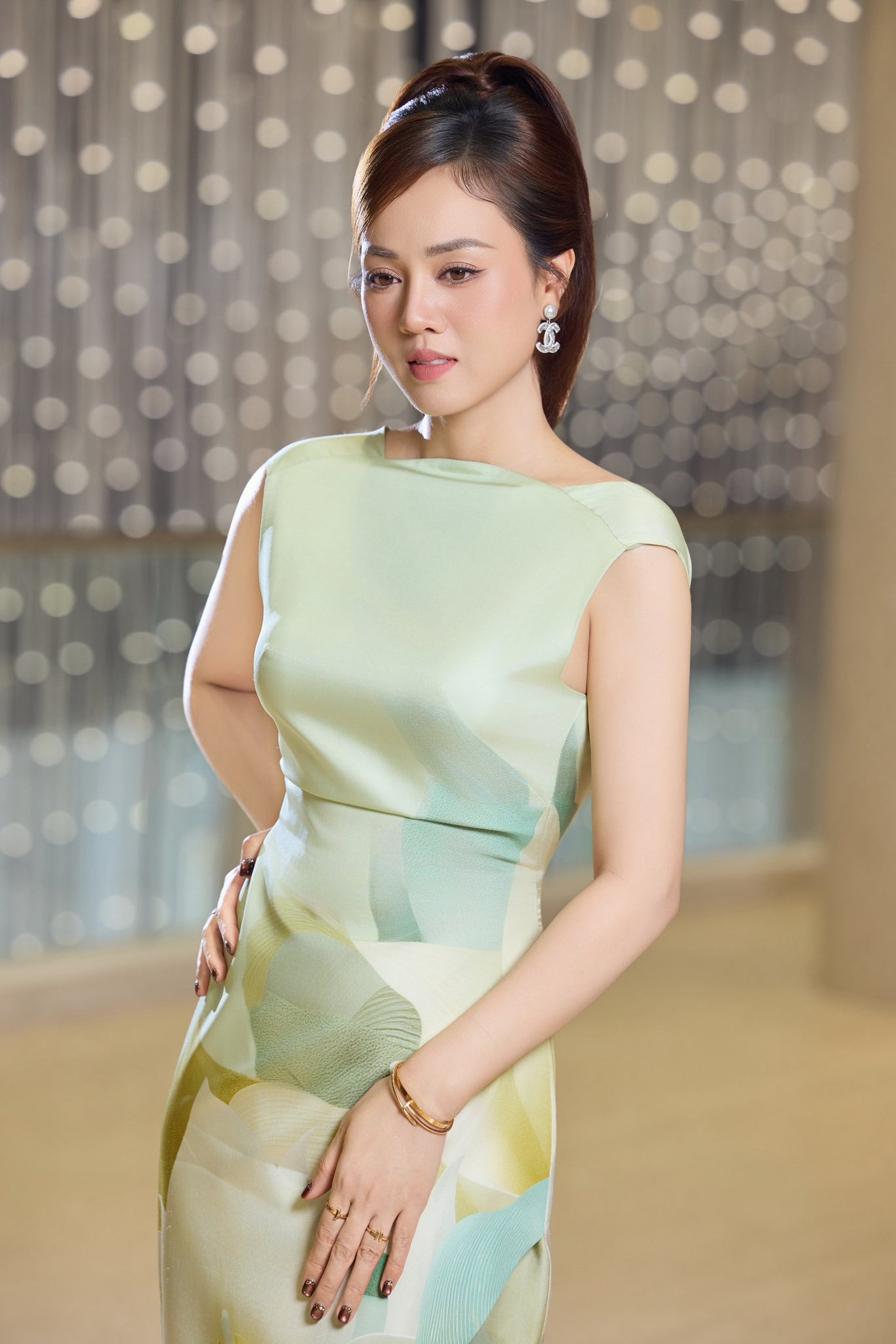 Ngọc Hà - bà xã NS Công Lý đăng tải dòng trạng thái dài bày tỏ quan điểm cá nhân về sự việc của Miu Lê. Ảnh: FBNV