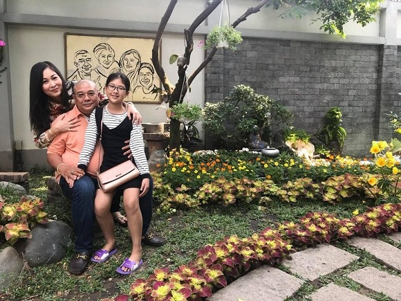 Nữ NSND tái hôn với tài tử điện ảnh: Hôn nhân viên mãn ở tuổi 60, sở hữu toàn cơ ngơi khủng