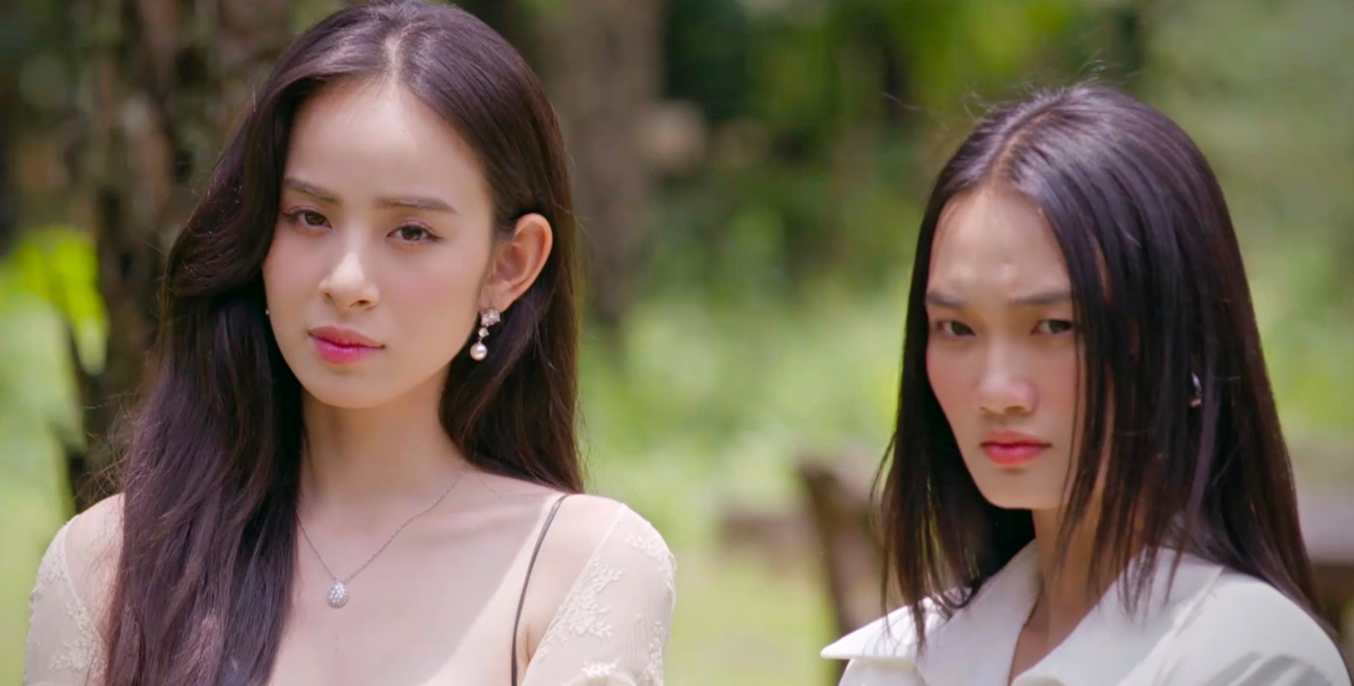 Hai Á hậu Linh Anh và Thanh Hương khó chịu khi phải về quê của Vi Minh để tham gia chương trình từ thiện