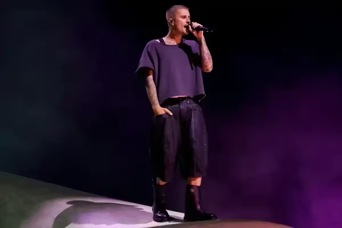 Justin Bieber nhận mức cát-xê lên tới 10 triệu USD (khoảng 263 tỷ đồng) cho hai tuần biểu diễn tại Coachella