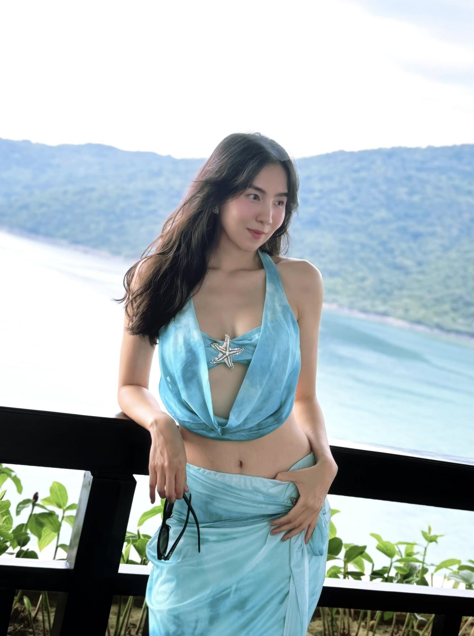 Nhiều người cho rằng đã lâu rồi mới thấy Mai Ngọc vi vu ở đâu đó thay vì ở nhà chăm con