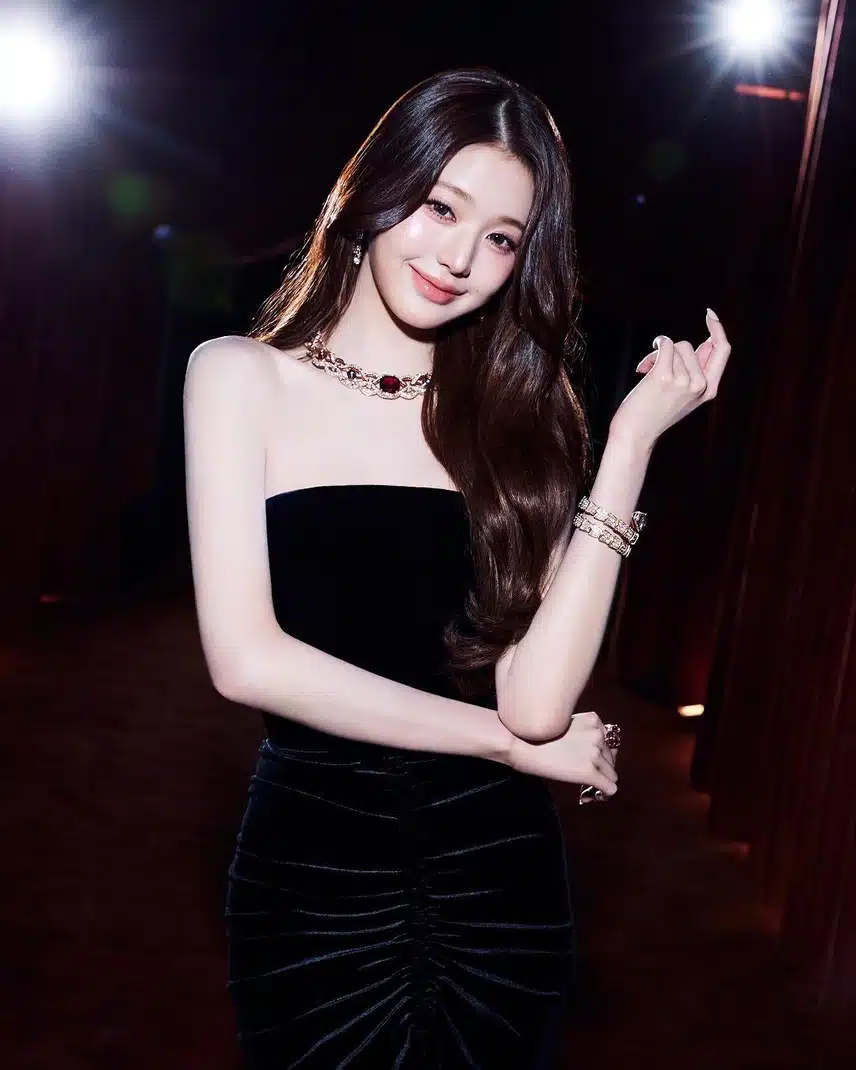 Thực hư chuyện khe ngực của 