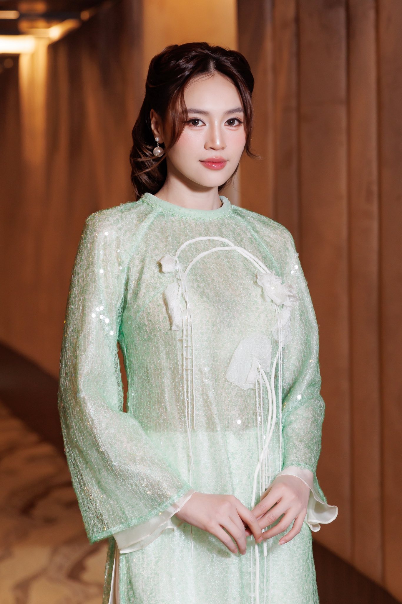 Tin đồn về Ninh Dương Lan Ngọc và Minh Hằng đang khiến MXH xôn xao