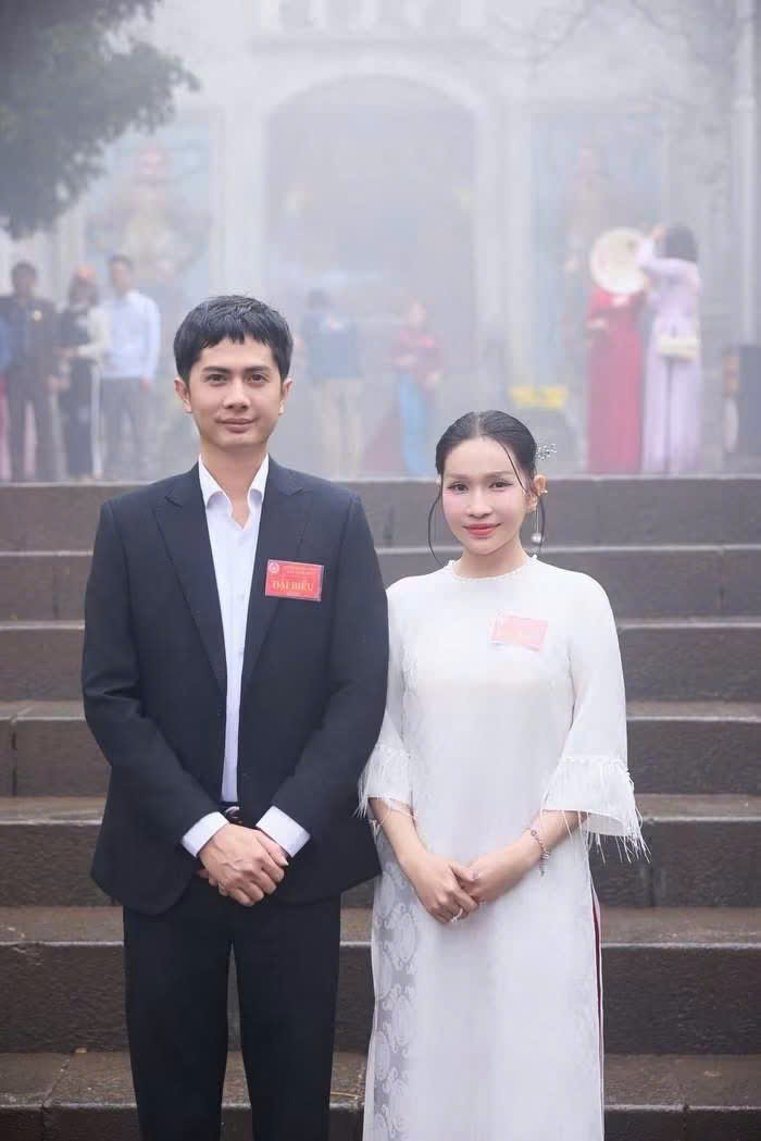 Netizen nghi vấn cả hai chuẩn bị rục rịch kết hôn trong thời gian tới. Ảnh: FBNV