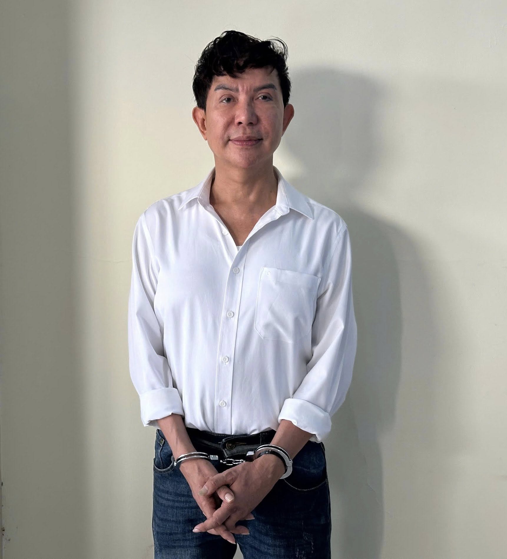 Ca sĩ Long Nhật