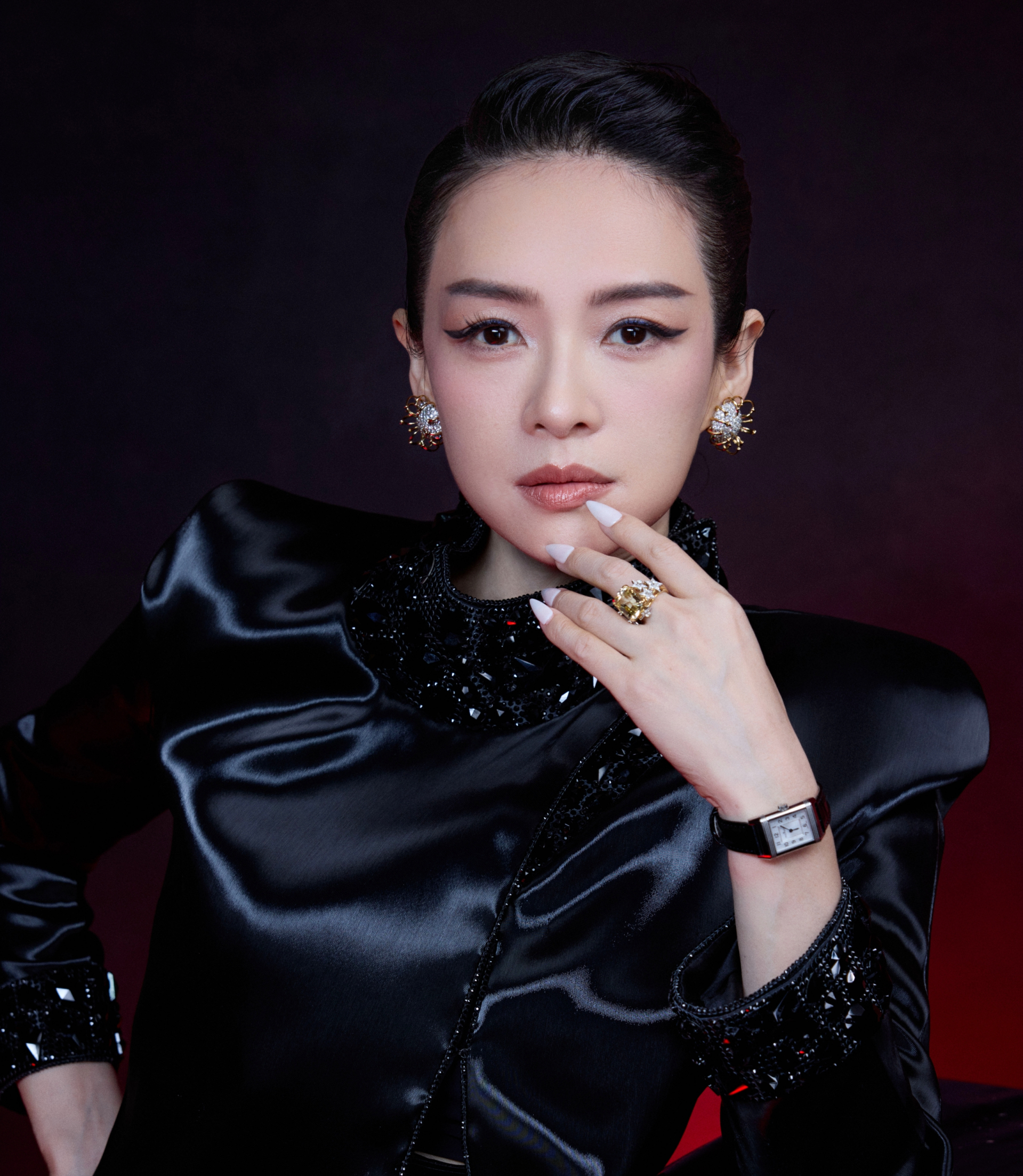 Cô cũng là ngôi sao có nhiều lần làm giám khảo LHP Quốc tế nhất