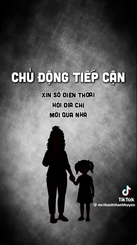   Nữ MC sốc khi phía đại sứ quán cho biết người phụ nữ này có ngoại hình rất giống một đối tượng nằm trong đường dây bắt cóc, buôn người và đang bị truy nã. Ảnh: FBNV  