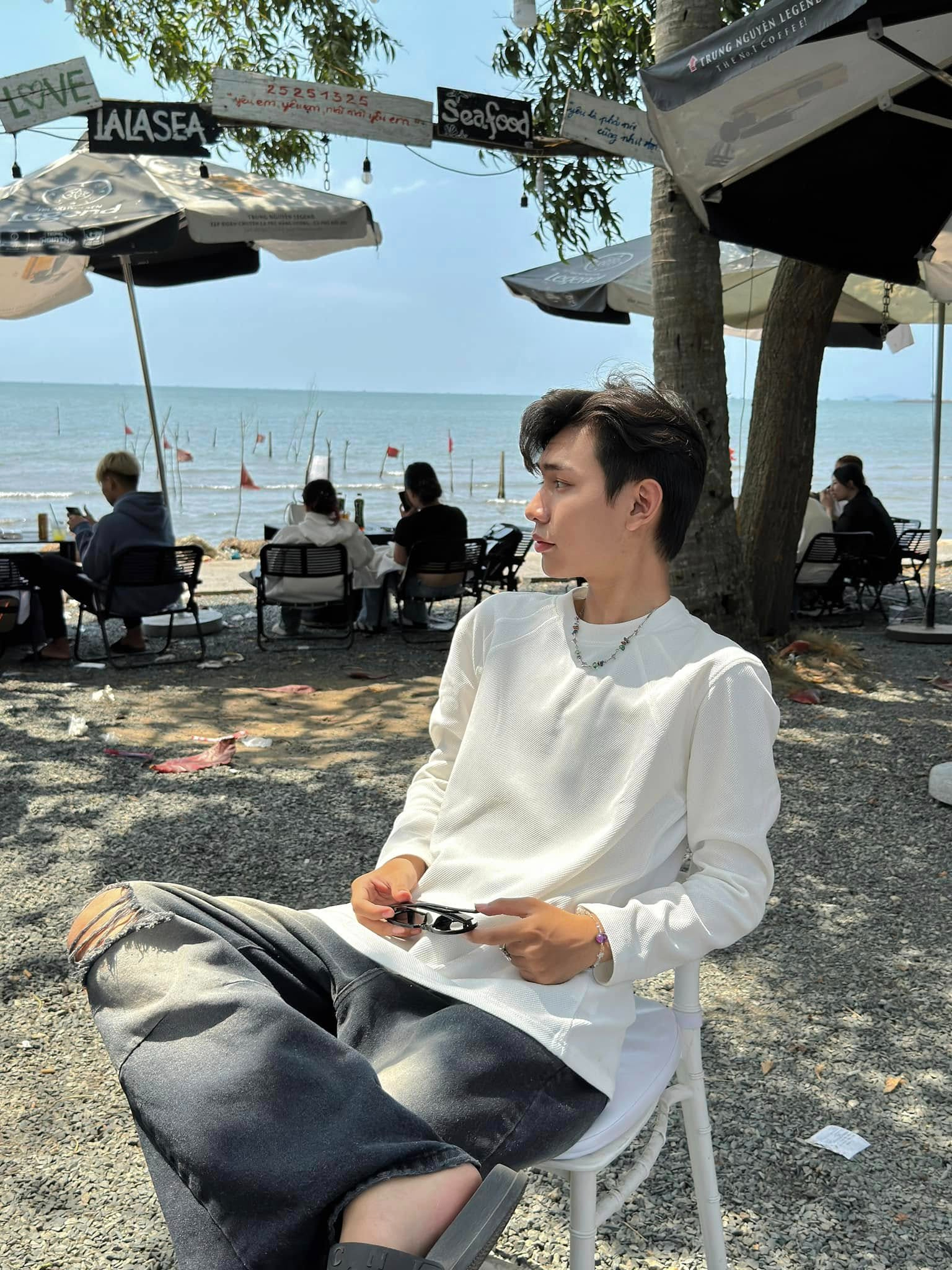 Loạt TikToker Nguyễn Tô Tấn Đạt, Hà Mid, Mơ Đi Xuyến cùng lên hot search vì 1 từ khoá gây chú ý: 2 người đã 
