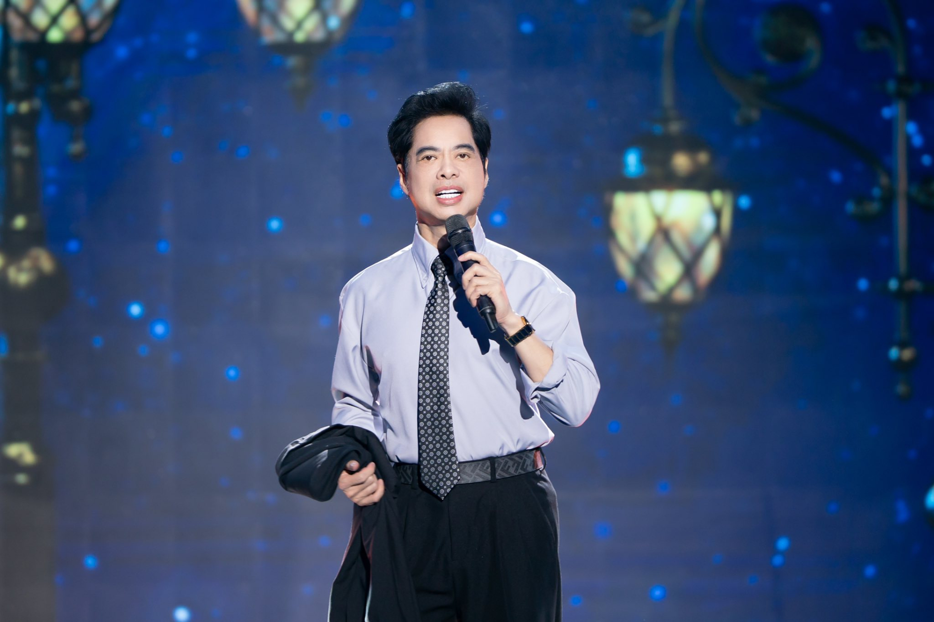 Ở tuổi 58, Ngọc Sơn vẫn đều đặn đi hát, hoạt động nghệ thuật