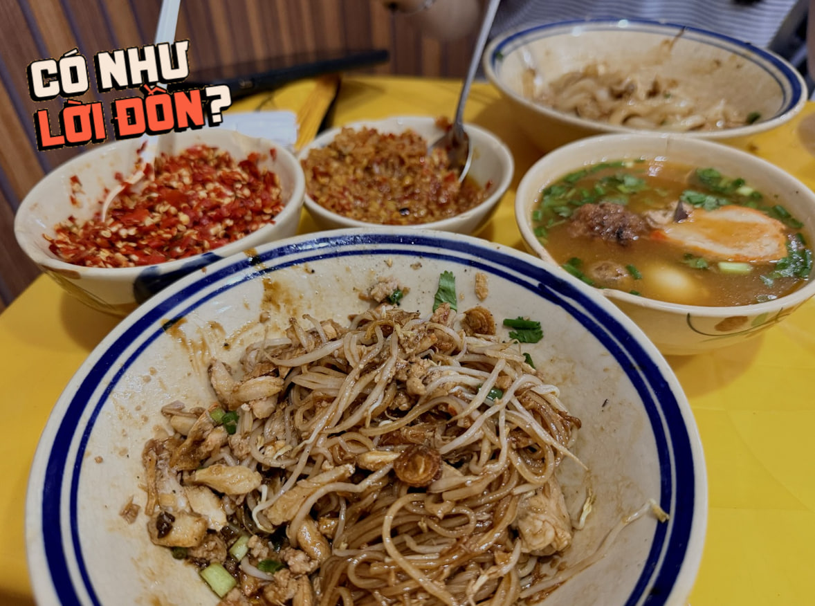 Thử bánh canh cua trộn khô tại Phú Nhuận: Không chan nước nhưng vẫn hút khách nhờ phần sốt cua đặc biệt