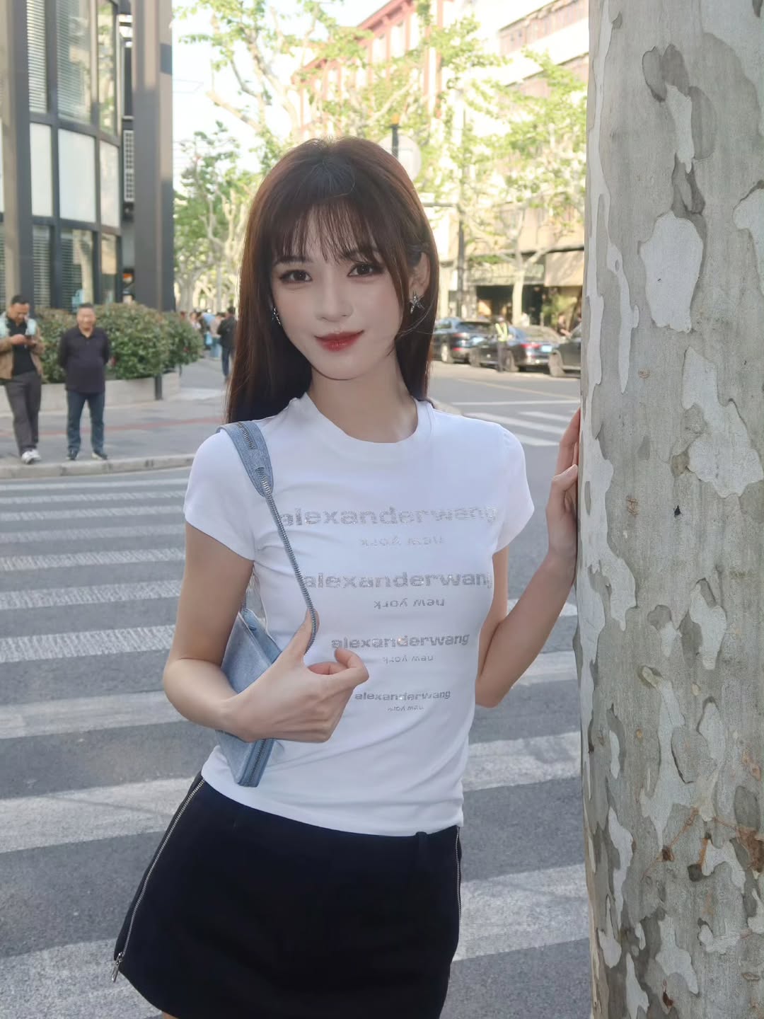 Mỹ nhân showbiz cười 1 cái đốn tim 1,4 tỷ dân: Mặc đẹp không trượt phát nào, style gì cũng cân ngon ơ