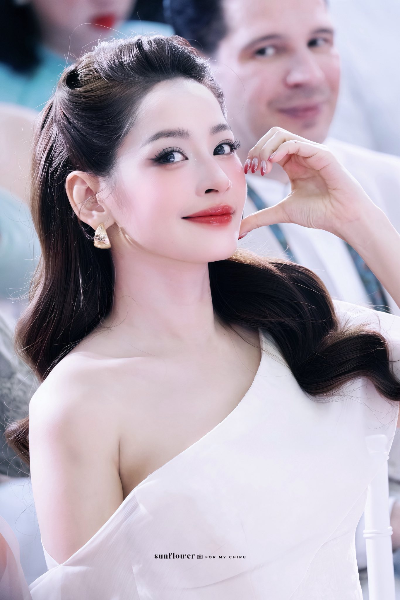Khán giả mong đợi dự án sắp tới của Chi Pu