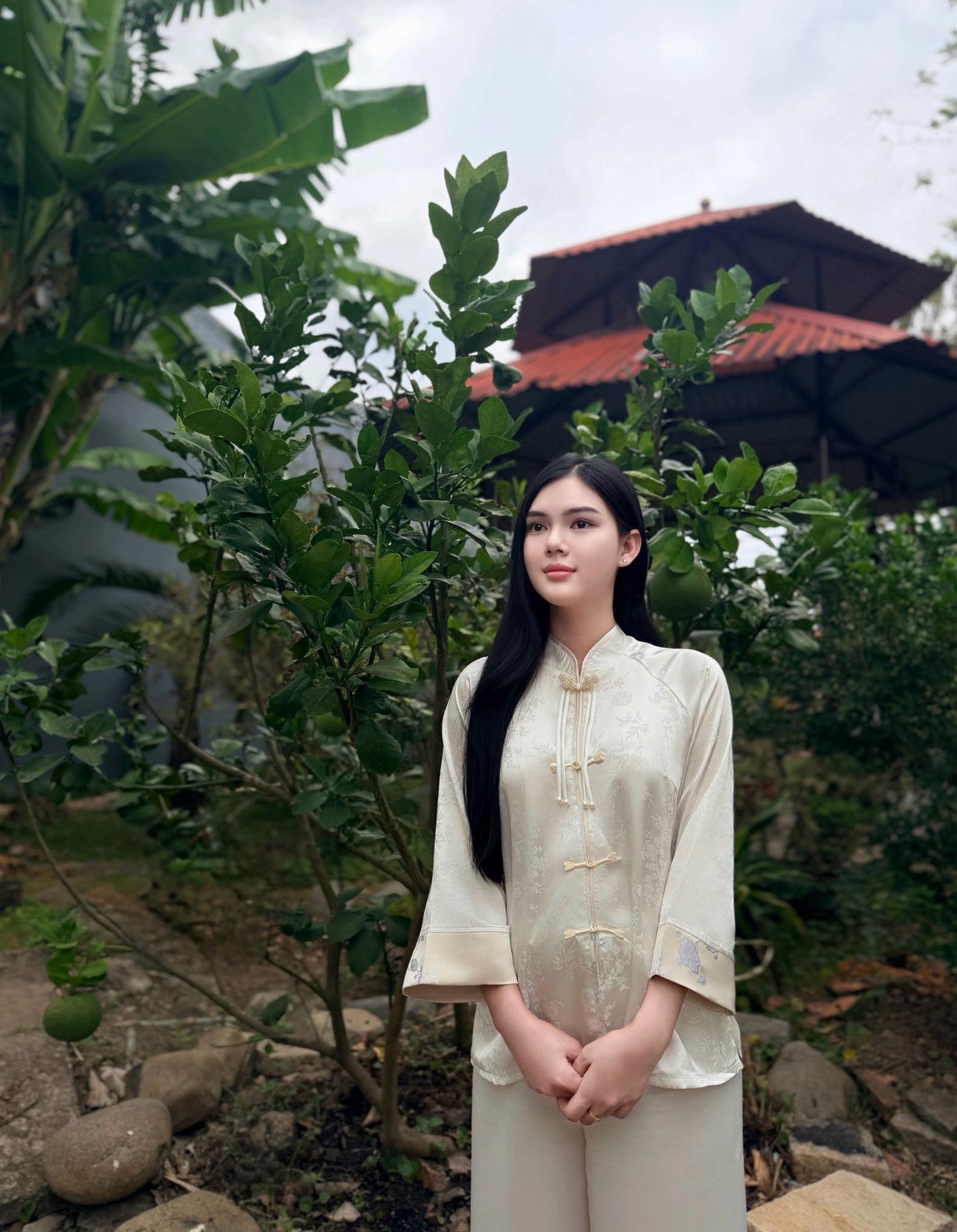 Trên trang cá nhân, diễn viên Ngọc Trinh từng đăng tải bài viết tiễn biệt bạn trai cũ. Ảnh: FBNV