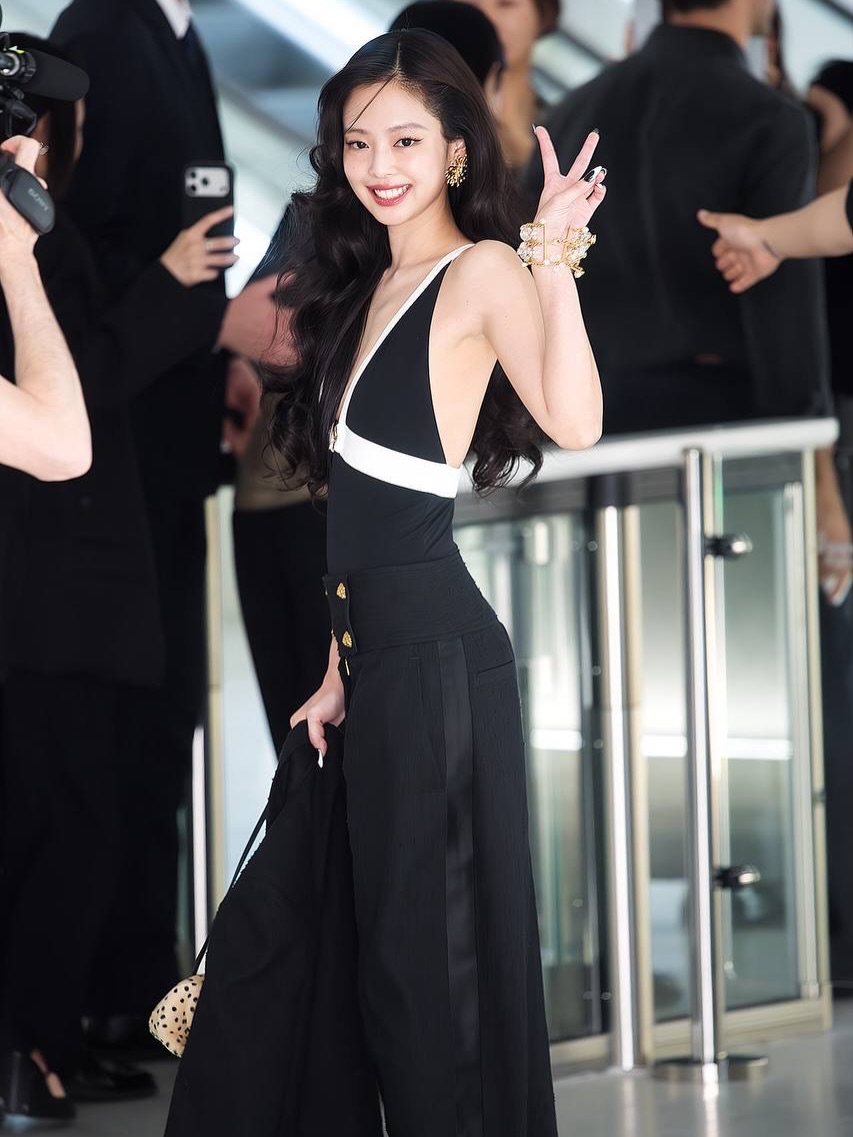 Át chủ bài của CHANEL lộ diện: Jennie và G-Dragon cuối cùng cũng hội ngộ