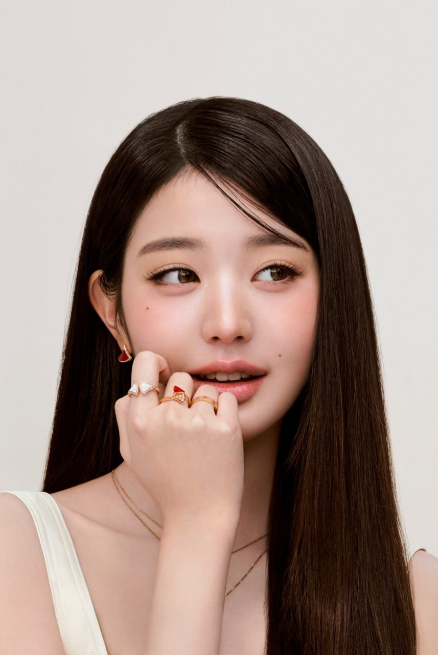 Hồi đầu năm nay, Jang Wonyoung và Starship đã từng giành chiến thắng vụ kiện dân sự đối với chủ kênh YouTube chuyên tung tin đồn ác ý khét tiếng nhất Hàn Quốc