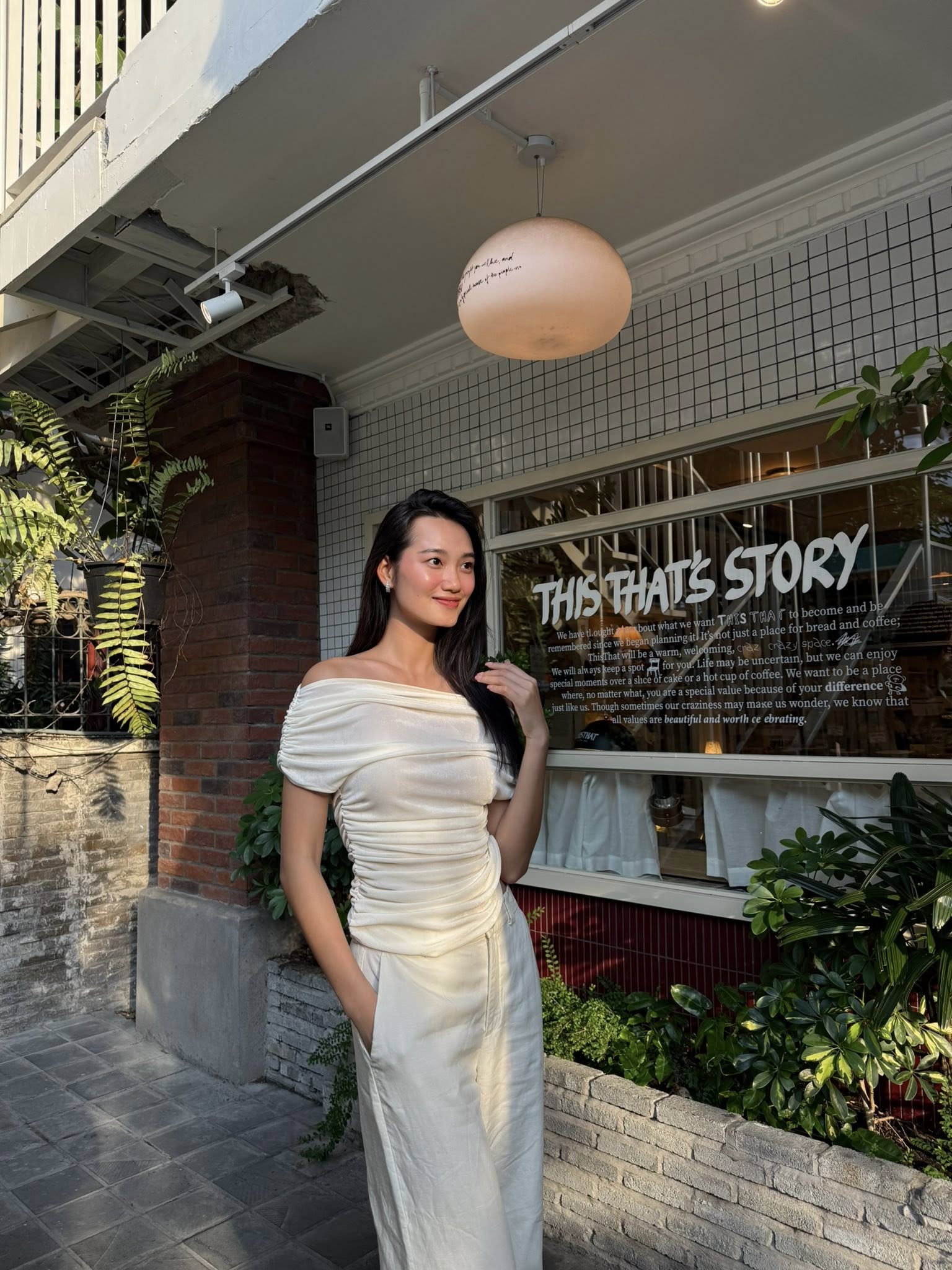 Mỹ nhân showbiz yêu trai đẹp 1,4 triệu người follow: Mặt sang dáng nuột, mặc gì cũng cuốn