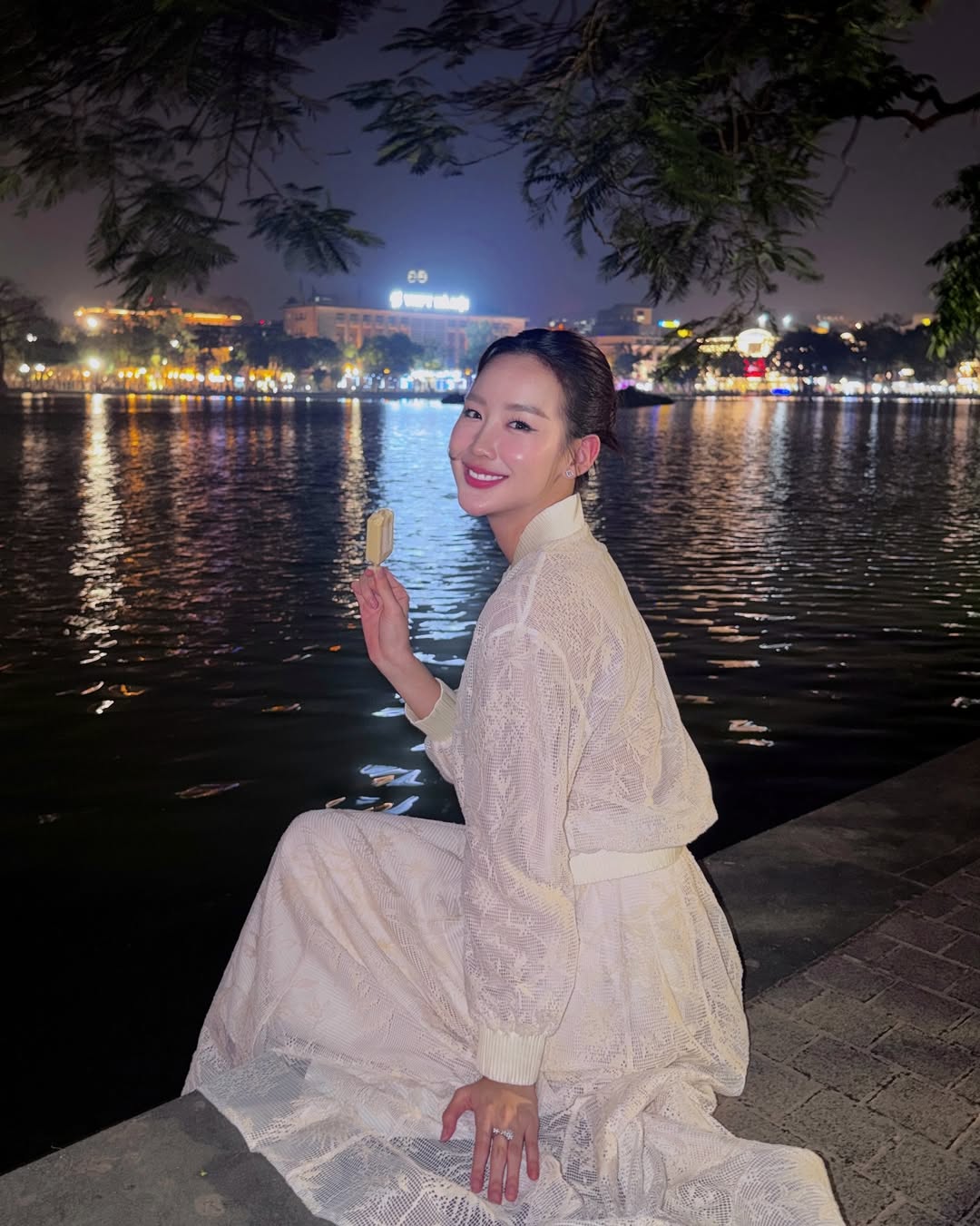 Mỹ nhân cao nhất showbiz mặc đẹp không trượt phát nào, xuất hiện ở đâu cũng là tâm điểm