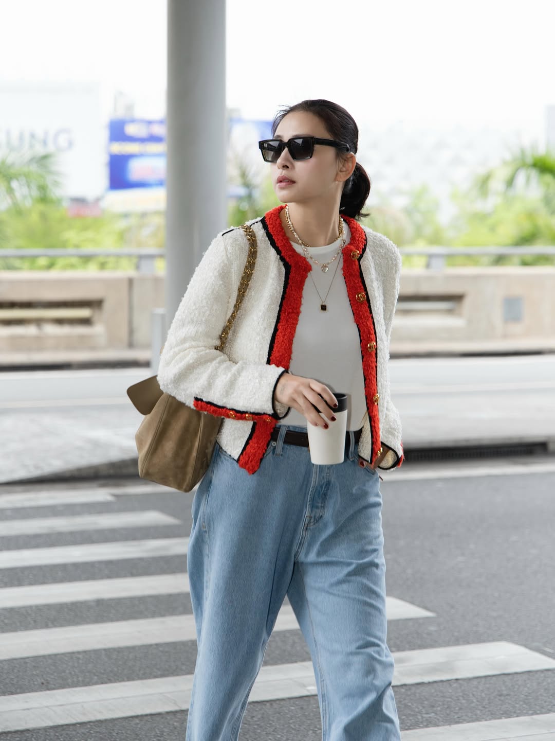 Tiếc cho Ngô Thanh Vân, ngồi ghế đầu show Chanel với toàn sao hot nhưng tạo hình bị nói 