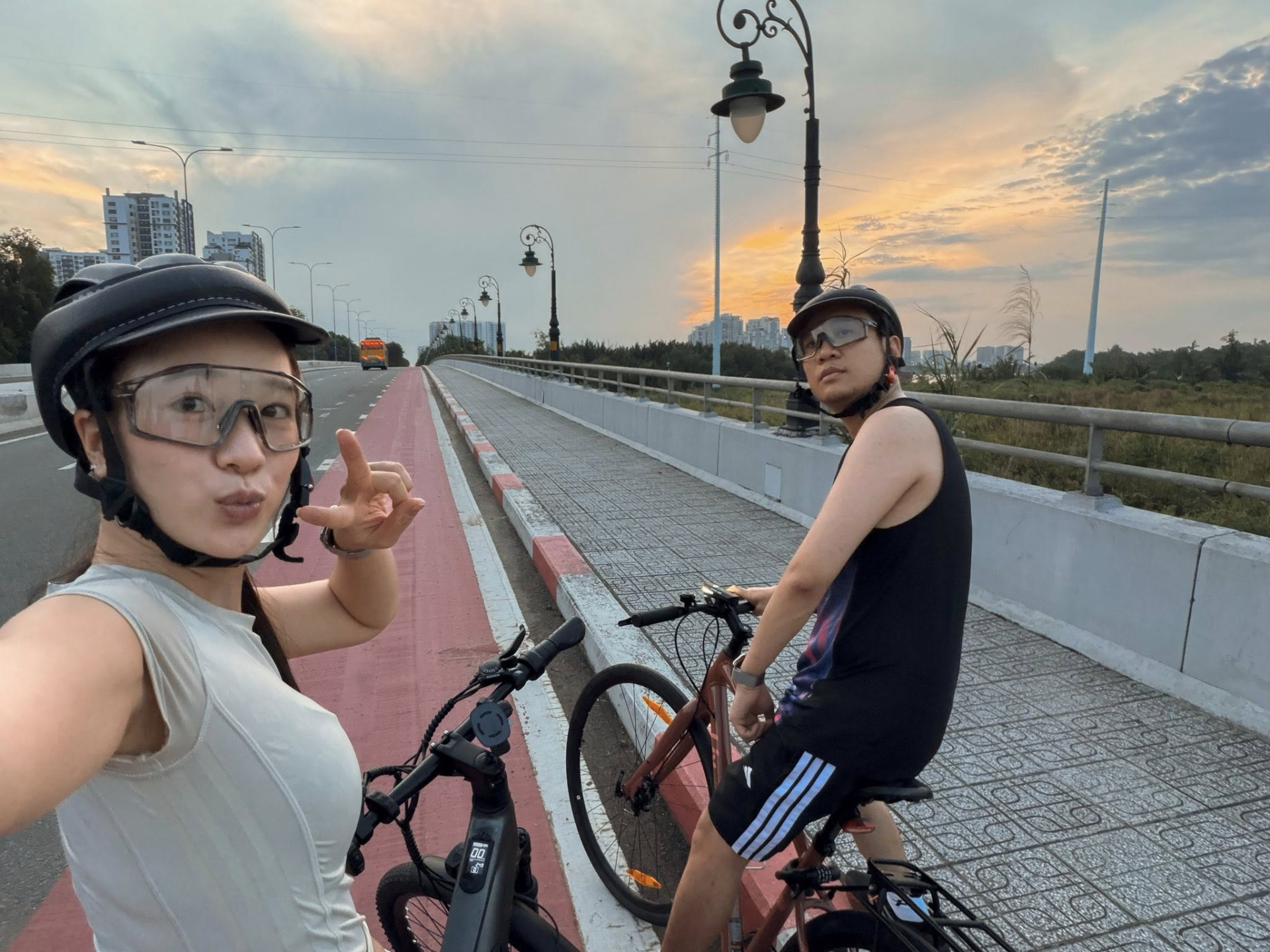 Cuộc sống lành mạnh đáng mơ ước của JustaTee và Trâm Anh hiện tại