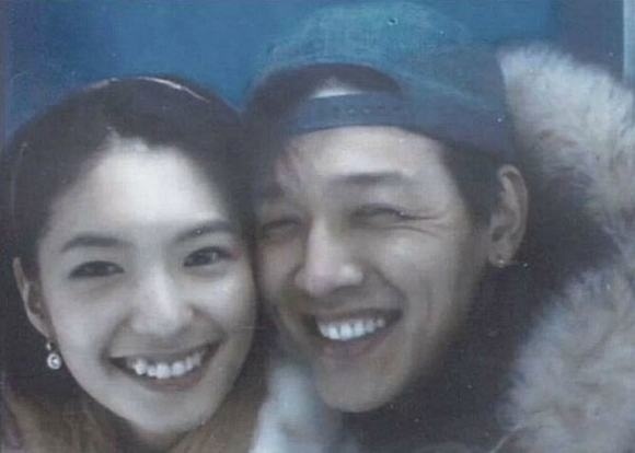 Ryu Si Won tiếp tay cho bạn gái Seo Ji Young bắt nạt, đánh đập nữ đồng nghiệp Lee Ji Hye. Ảnh: Nate.