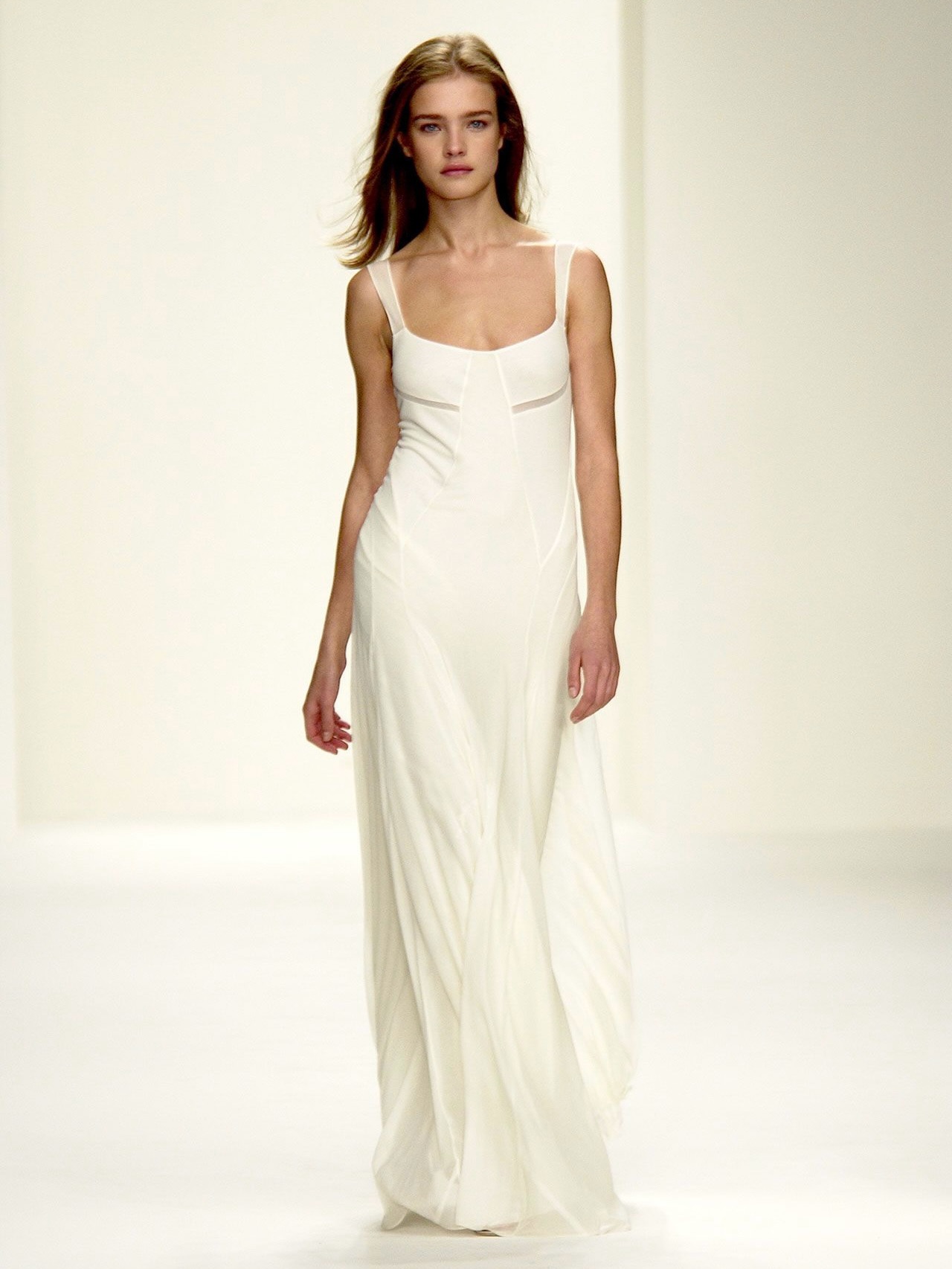 Nhan sắc nữ siêu mẫu sính năm 1982 thời trẻ.