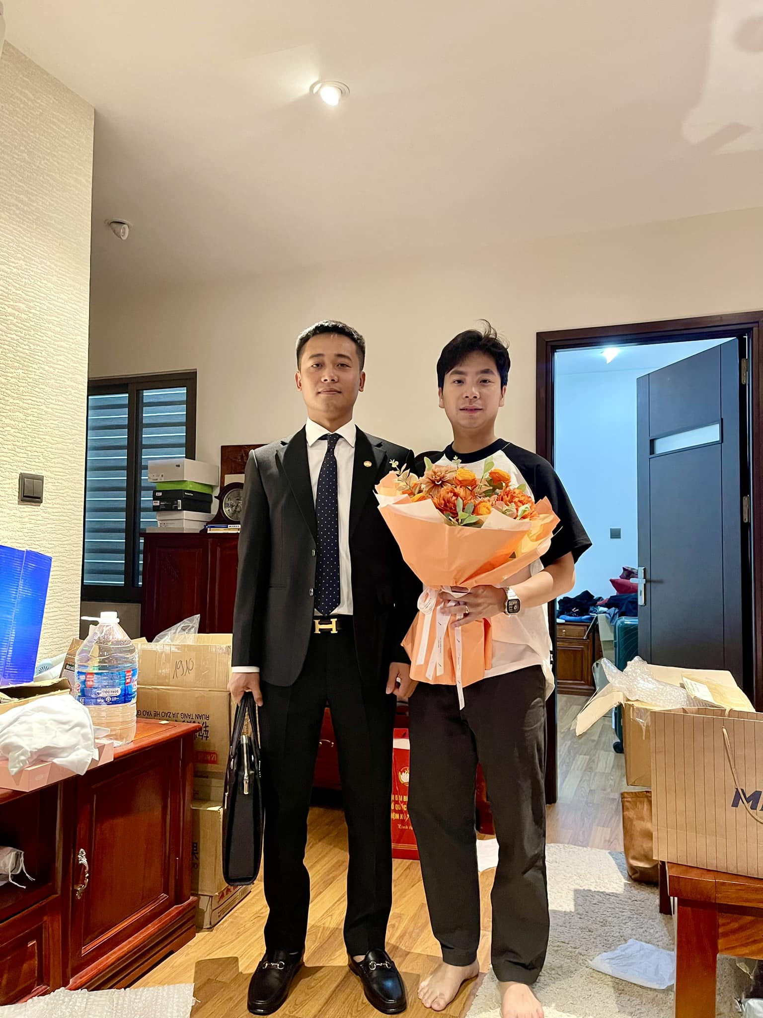 Nam Hoàng có mối quan hệ thân thiết với em rể.