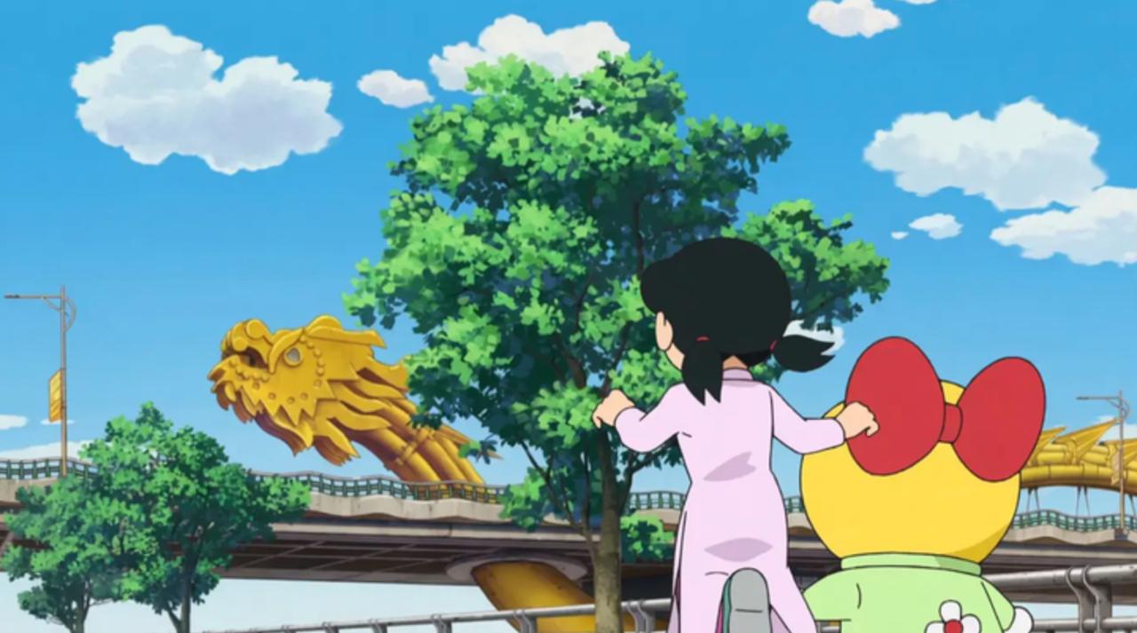 Đưa cảnh Nobita ngồi ghế nhựa ăn cơm tấm lên phim, ê-kíp Doraemon hé lộ nguyên nhân viết sai tên đặc sản Việt