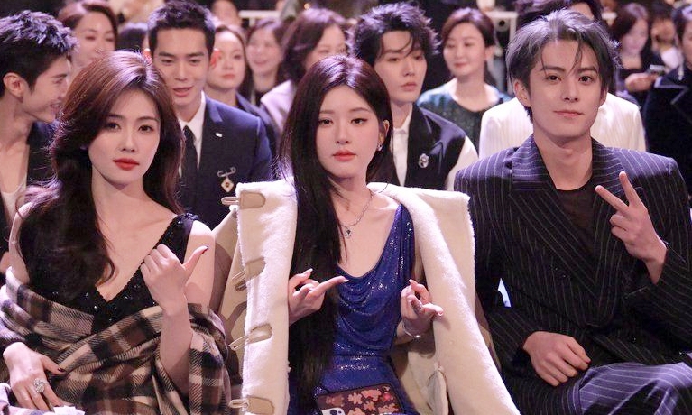 Bộ ba Bạch Lộc, Triệu Lộ Tư, Vương Hạc Đệ vướng nhiều ồn ào
