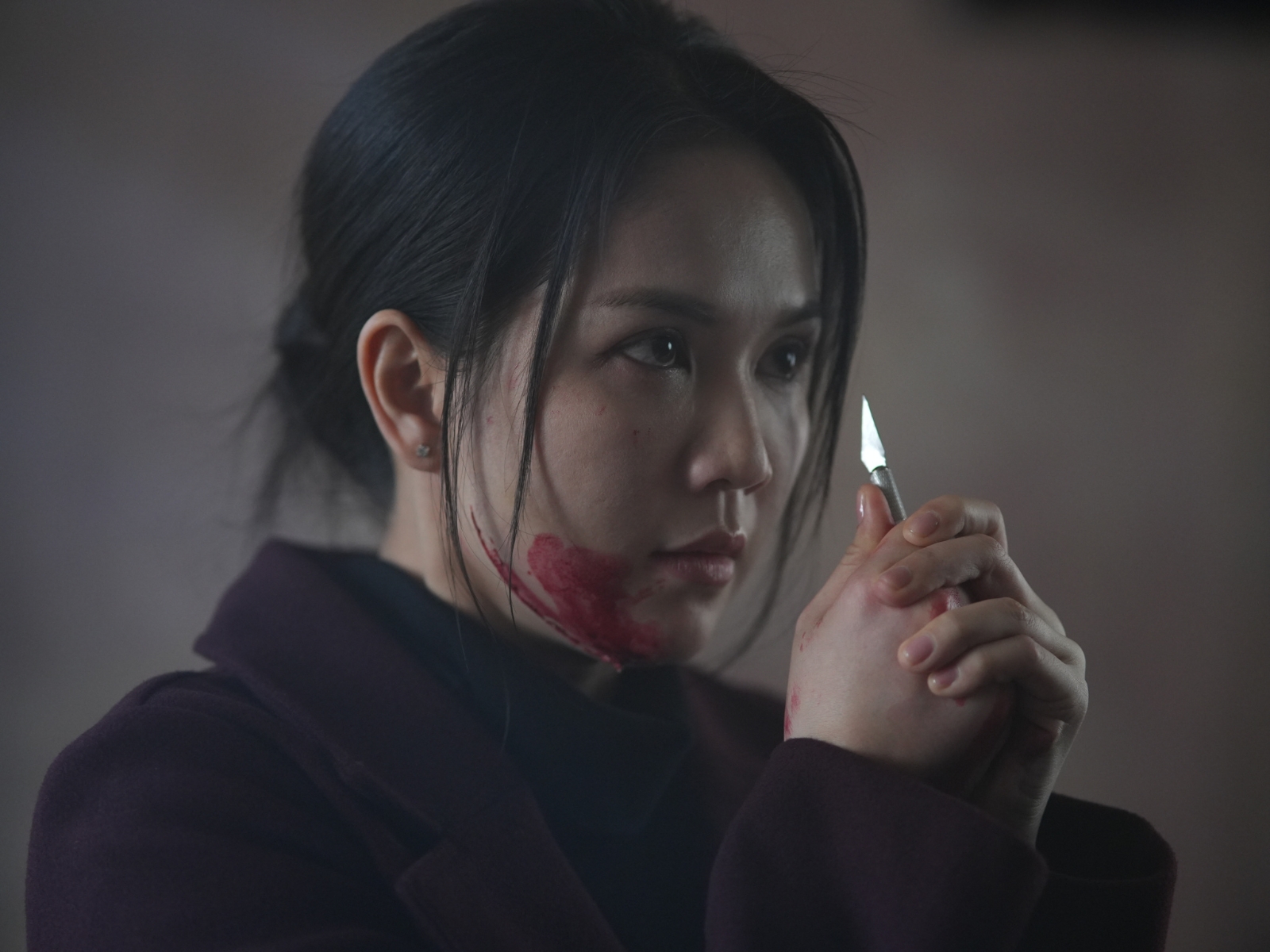 Phim của Ngọc Trinh không bán được vé nào trong ngày